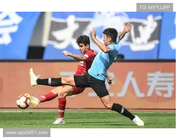 上海足球队的速度之谜：如何在赛场上实现快速突破与反击